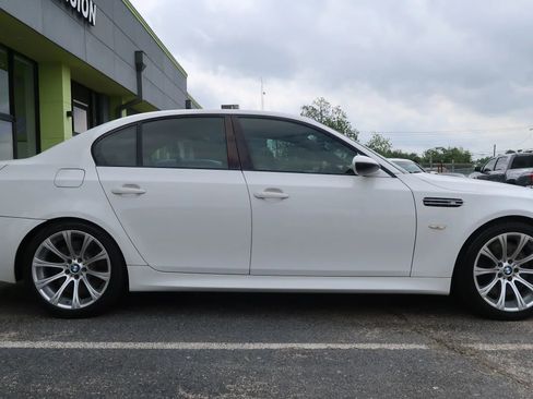 Used 2008 BMW M5 RWD image 8
