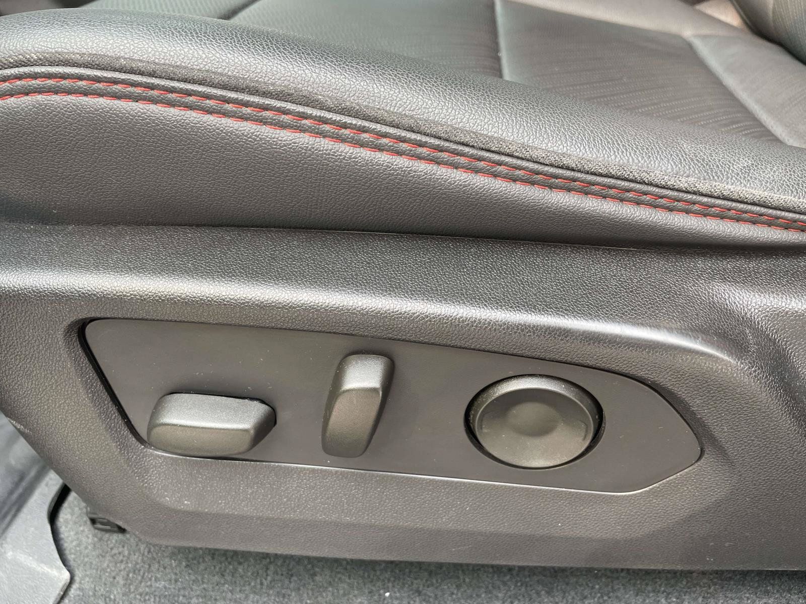 Certified 2024 GMC Canyon AT4X AWD/4WD image 15