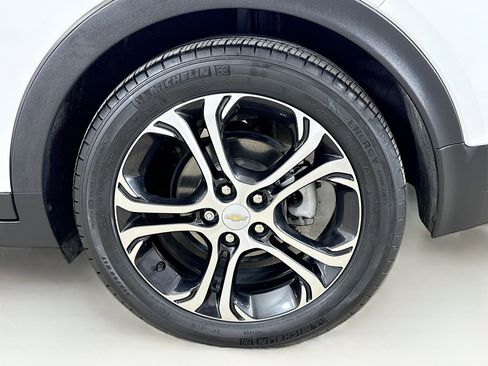 Used 2021 Chevrolet Bolt Premier w/ Infotainment Package image 31