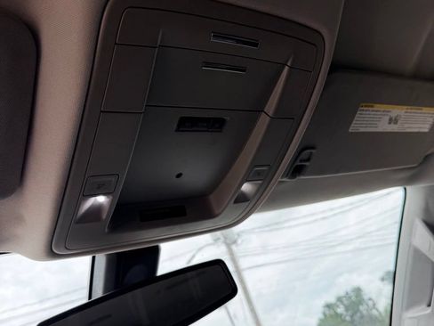 Used 2020 Chevrolet Tahoe LS RWD image 18