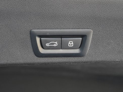 Used 2023 BMW XM AWD/4WD image 39