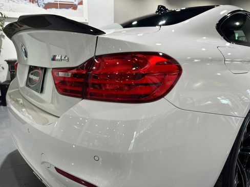 Used 2015 BMW M4 Coupe RWD image 31