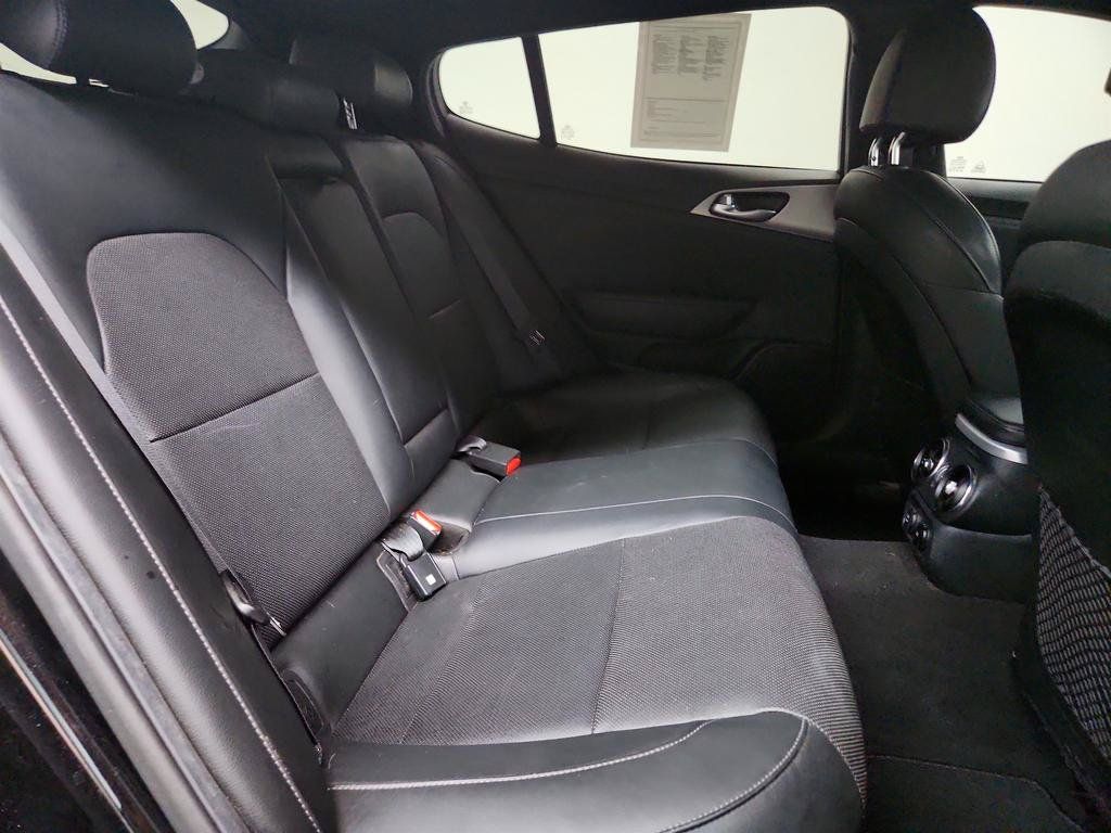 Used 2020 Kia Stinger GT RWD image 27