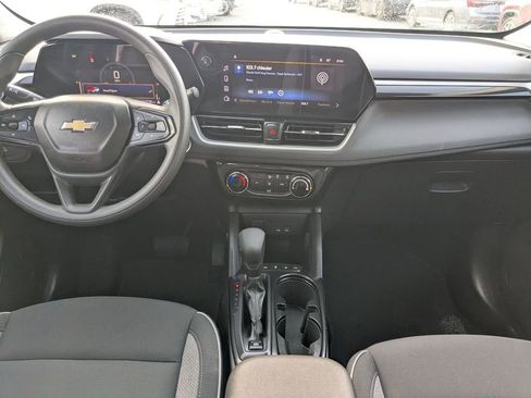 Used 2025 Chevrolet TrailBlazer LT image 25