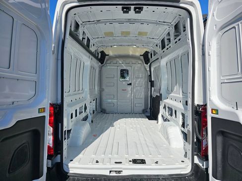 Used 2025 Ford Transit 250 148 High Roof RWD image 15