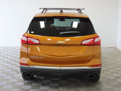 Used 2018 Chevrolet Equinox LT FWD image 4