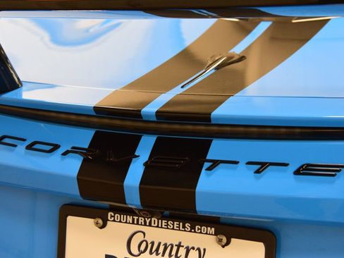 Used 2023 Chevrolet Corvette Stingray Preferred Cpe w/ Battery Protection Package RWD image 19