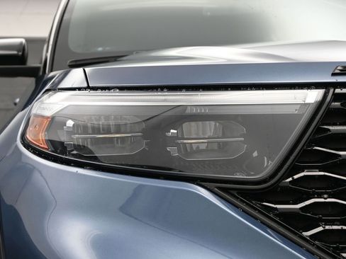 Used 2020 Ford Explorer ST w/ ST Street Pack image 11