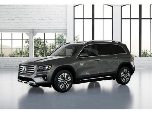 Used 2026 Mercedes-Benz GLB 250 4MATIC image 38