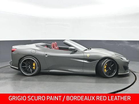 Used 2020 Ferrari Portofino RWD image 2