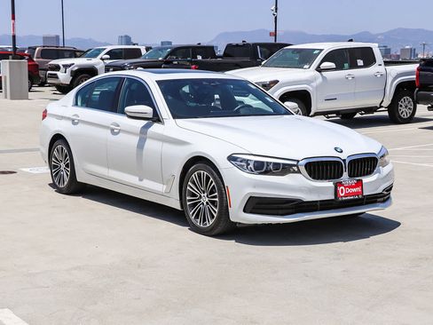 Used 2019 BMW 530i RWD image 3