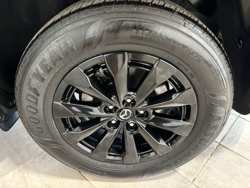 Certified 2025 MAZDA CX-50 AWD 2.5 Hybrid w/ Premium Pkg image 11