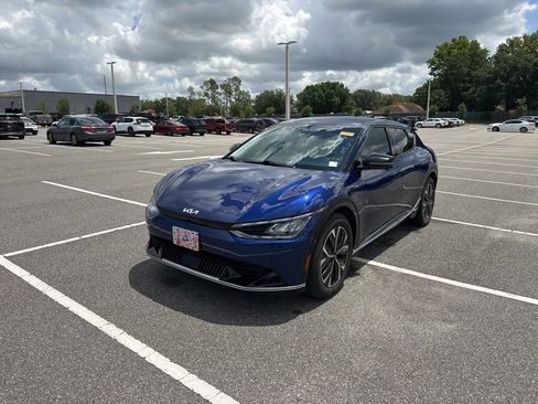 Certified 2023 Kia EV6 Wind w/ Wind Technology Package RWD image 18