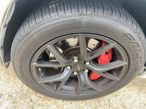 Used 2018 Jeep Grand Cherokee SRT AWD/4WD image 13