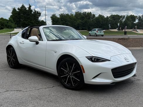 Used 2025 MAZDA MX-5 Miata RF Grand Touring RWD image 1