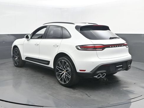 New 2026 Porsche Macan AWD/4WD image 3