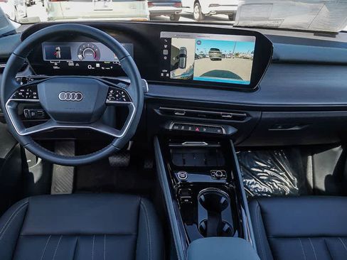 New 2026 Audi Q3 quattro 2.0T AWD/4WD image 12
