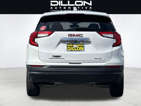 Used 2024 GMC Terrain SLE AWD/4WD image 5