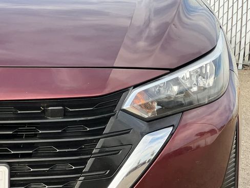 Used 2025 Nissan Sentra SV FWD image 14