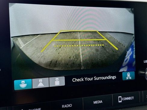 Used 2025 Honda CR-V Sport image 19