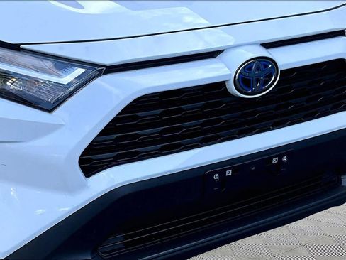 Certified 2022 Toyota RAV4 XLE w/ Convenience Package AWD/4WD image 30