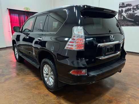 Used 2014 Lexus GX 460 w/ Premium Package AWD/4WD image 7