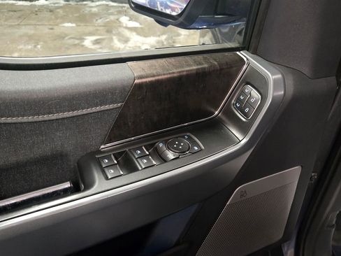 Used 2023 Ford F150 Lariat w/ Equipment Group 502A High image 9