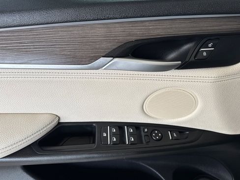 Used 2018 BMW X5 sDrive35i RWD image 12
