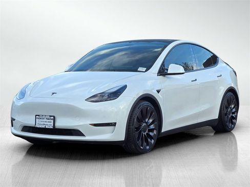 Used 2021 Tesla Model Y Performance image 8