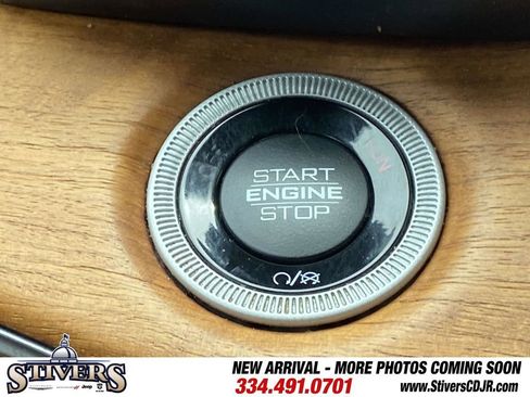 Used 2023 Jeep Grand Cherokee Summit AWD/4WD image 60