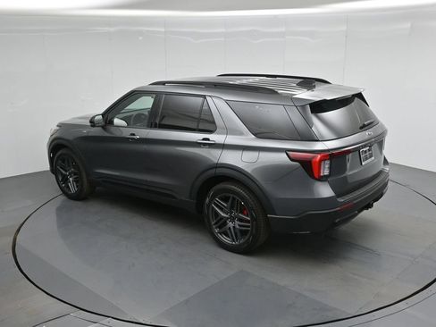 New 2026 Ford Explorer ST-Line RWD image 41