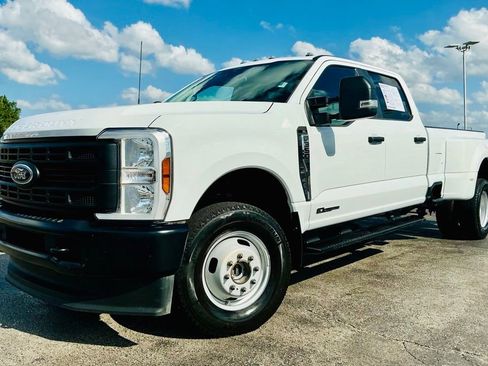 Used 2025 Ford F350 XL w/ XL Driver Assist Package AWD/4WD image 11