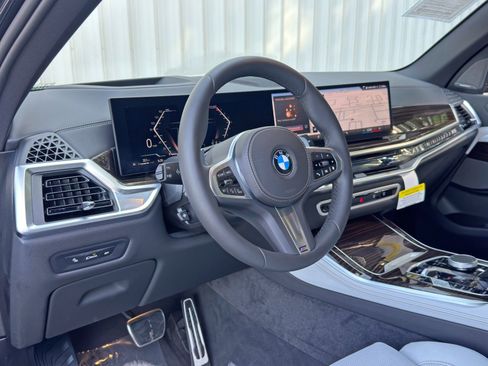 Used 2026 BMW X5 sDrive40i w/ M Sport Package RWD image 14