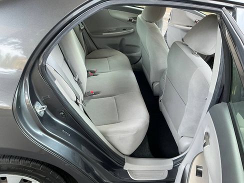 Used 2010 Toyota Corolla LE w/ All Weather Guard Pkg FWD image 13