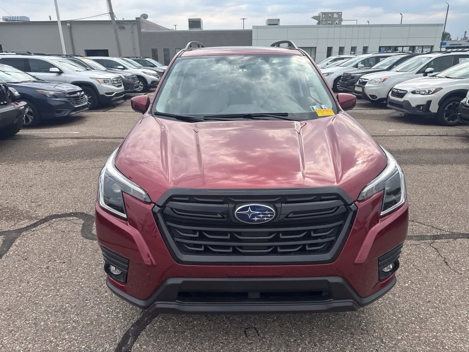Used 2024 Subaru Forester Premium AWD/4WD image 10