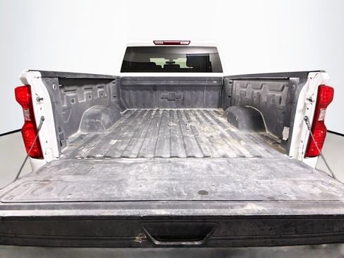 Used 2023 Chevrolet Silverado 2500 LT image 34