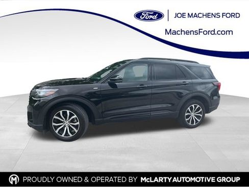 Used 2025 Ford Explorer ST-Line AWD/4WD image 1