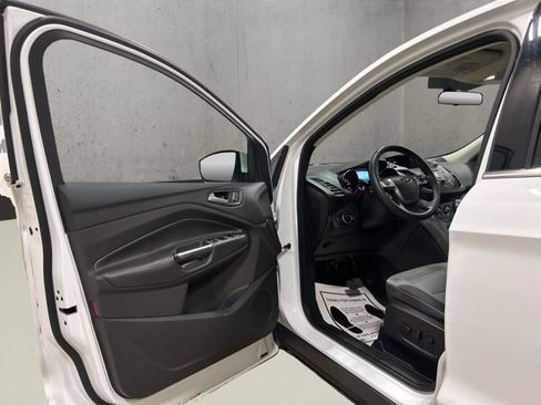 Used 2016 Ford Escape SE AWD/4WD image 11