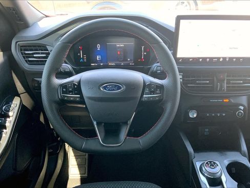 Certified 2023 Ford Escape ST-Line w/ Tech Pack #1 FWD image 6