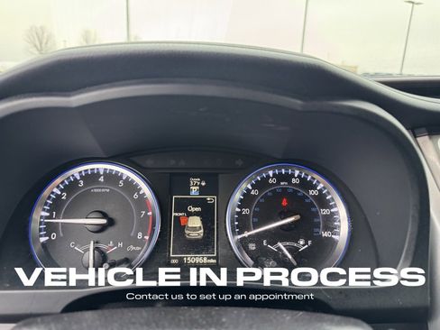 Used 2016 Toyota Highlander Limited Platinum image 16