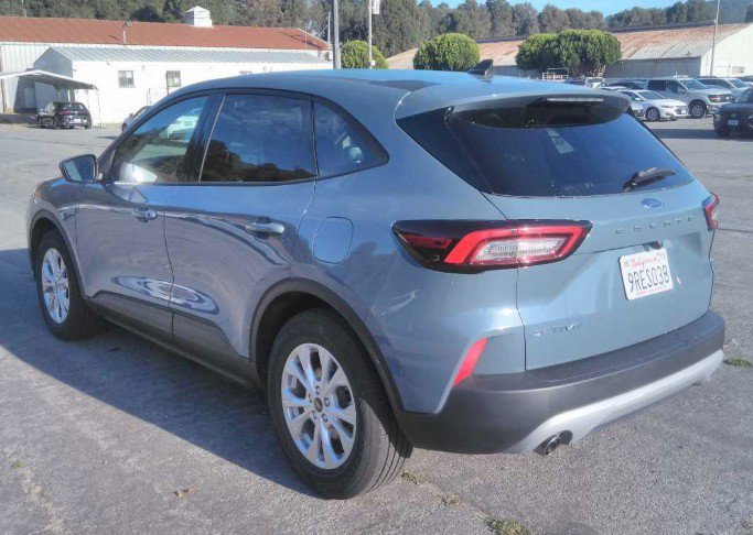 Used 2025 Ford Escape Active FWD image 5