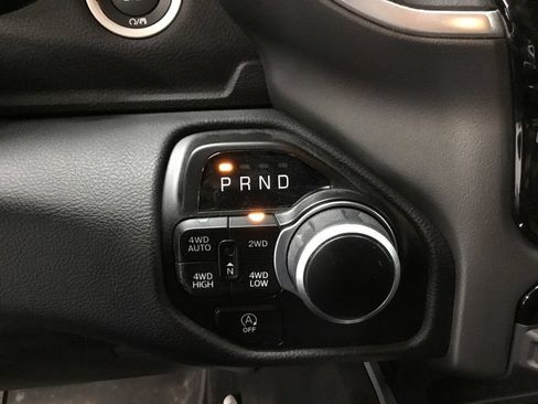 Used 2022 RAM 1500 Big Horn AWD/4WD image 25