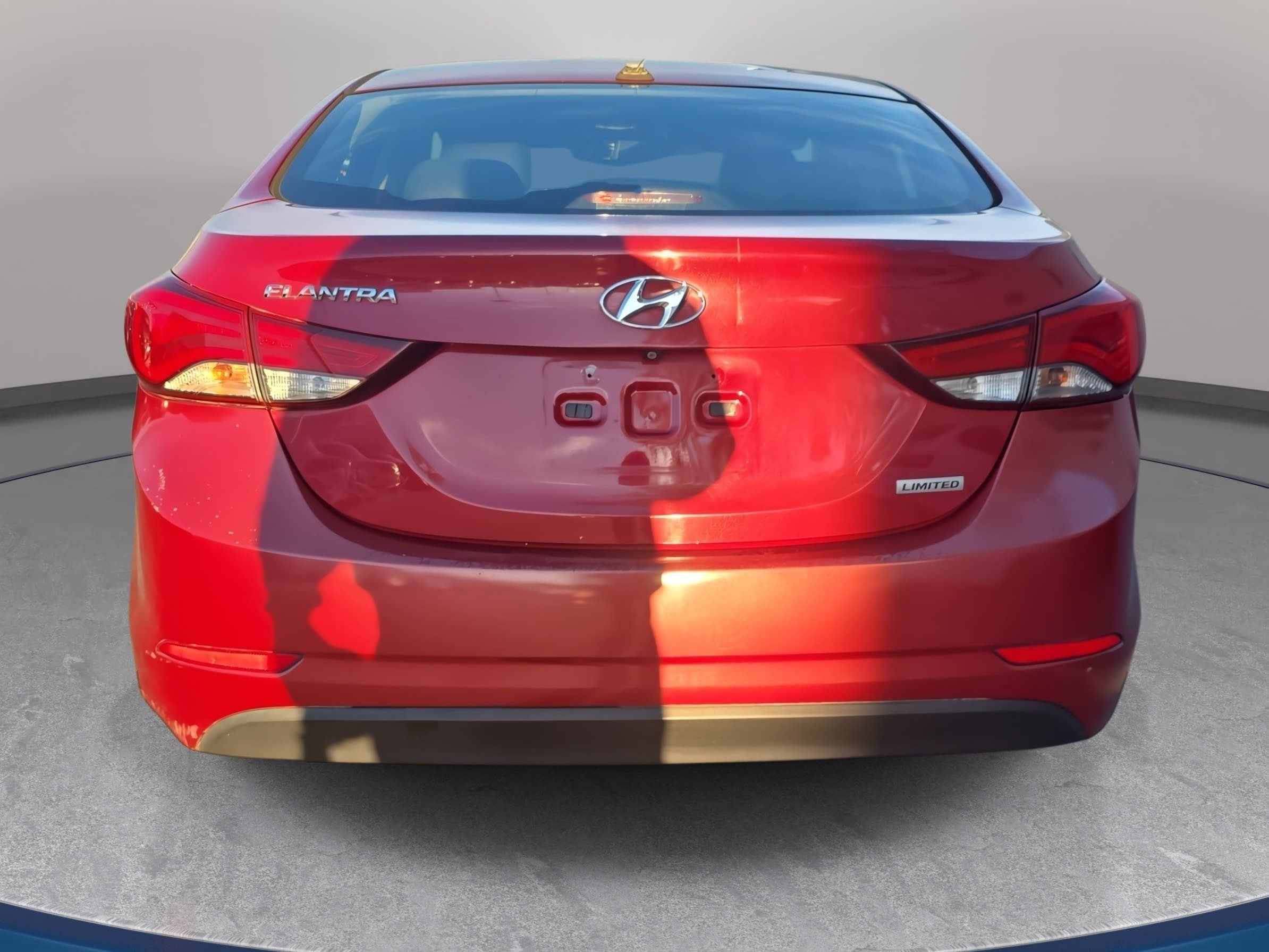 Used 2015 Hyundai Elantra Limited FWD image 6