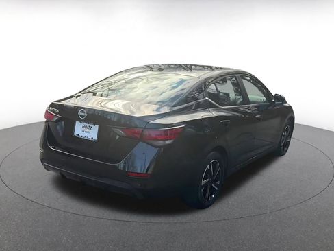 Used 2025 Nissan Sentra SV image 12