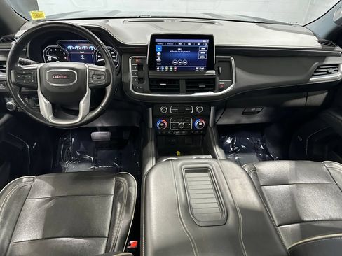 Used 2021 GMC Yukon XL SLT w/ SLT Luxury Plus Package AWD/4WD image 8