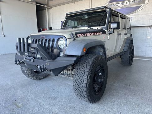 Used 2017 Jeep Wrangler Unlimited Rubicon image 8