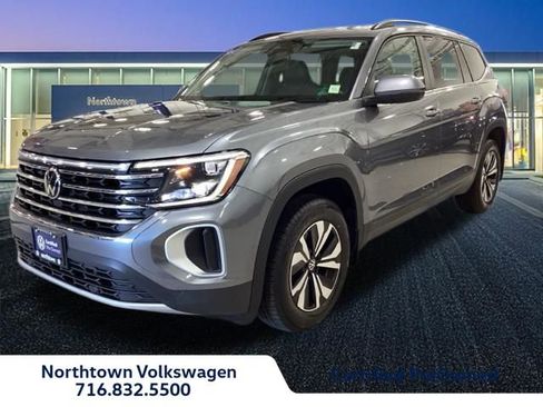 Certified 2024 Volkswagen Atlas SE image 1