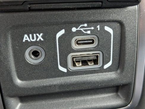 New 2025 Jeep Wrangler Unlimited Rubicon w/ XTREMEE 35" Tire Package image 20