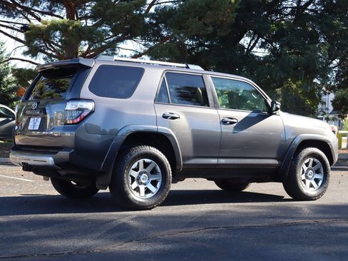 Used 2016 Toyota 4Runner Trail Premium AWD/4WD image 5