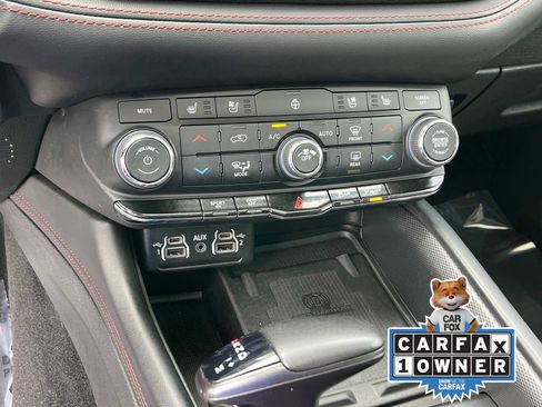 Used 2023 Dodge Durango R/T image 35